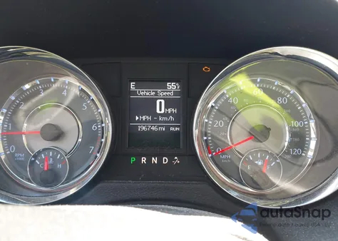 2015 Chrysler Town & Country Touring-L z USA, uszkodzony, nr VIN 2C4RC1CG9FR521097